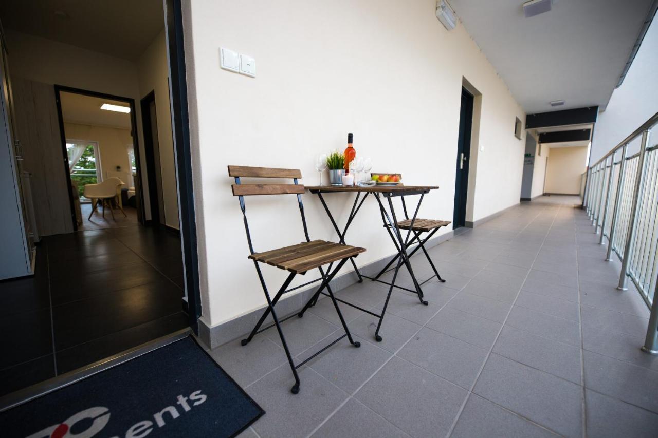 ברנו Haas Apartments Downtown With Parking מראה חיצוני תמונה